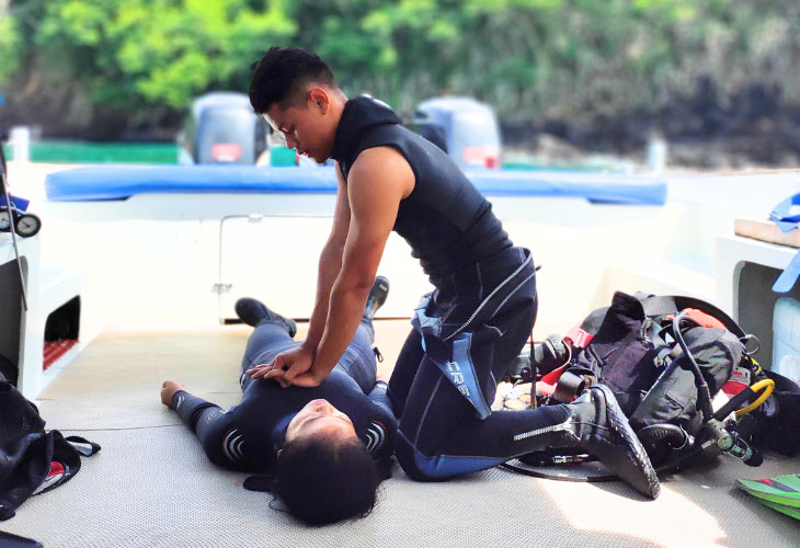 PADI-Rescue-Diver-Course