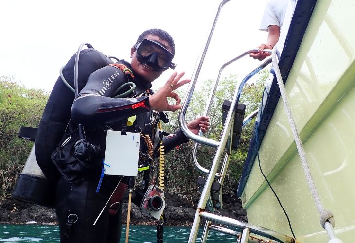 Beginner-Scuba-Diving-Bali
